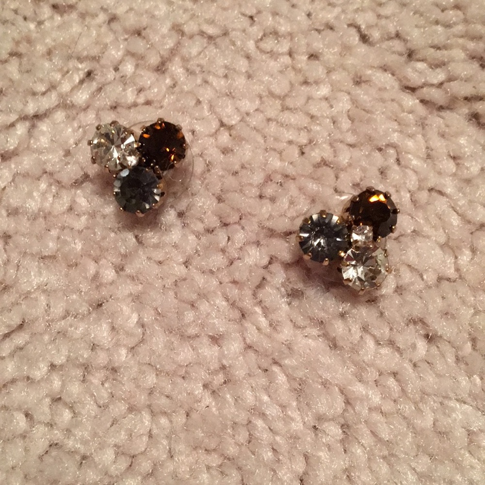 NWOT Cluster Earrings
